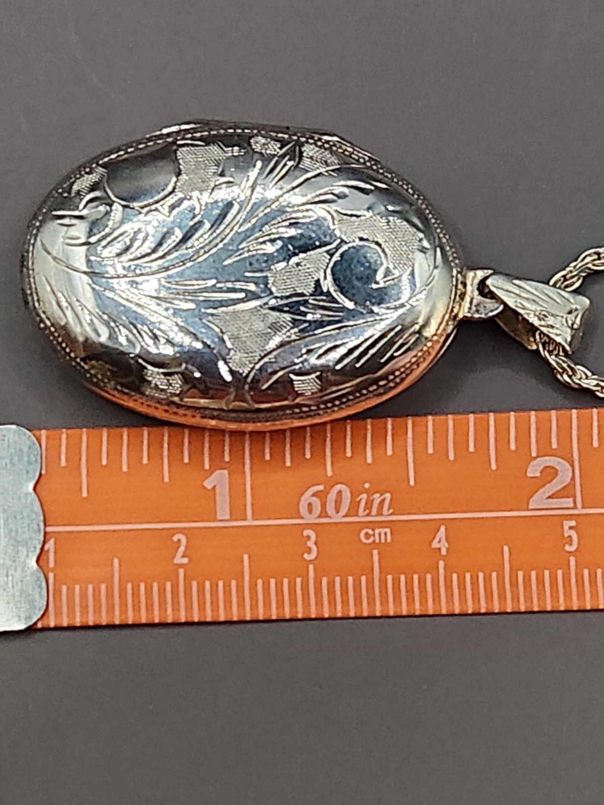 Vintage 925 Sterling Silver Engraved Locket Pendant/Necklace-24″ Chain- ITALY