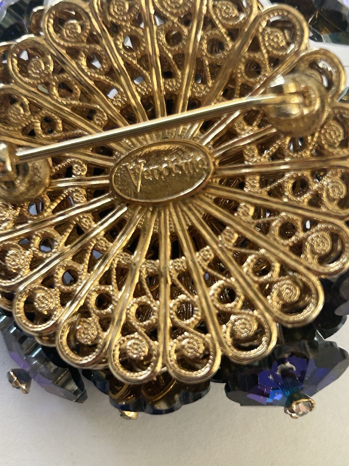 Vtg Signed Vendome Blue Purple Margarita Rivoli Glass AB Brooch And Earrings Set
