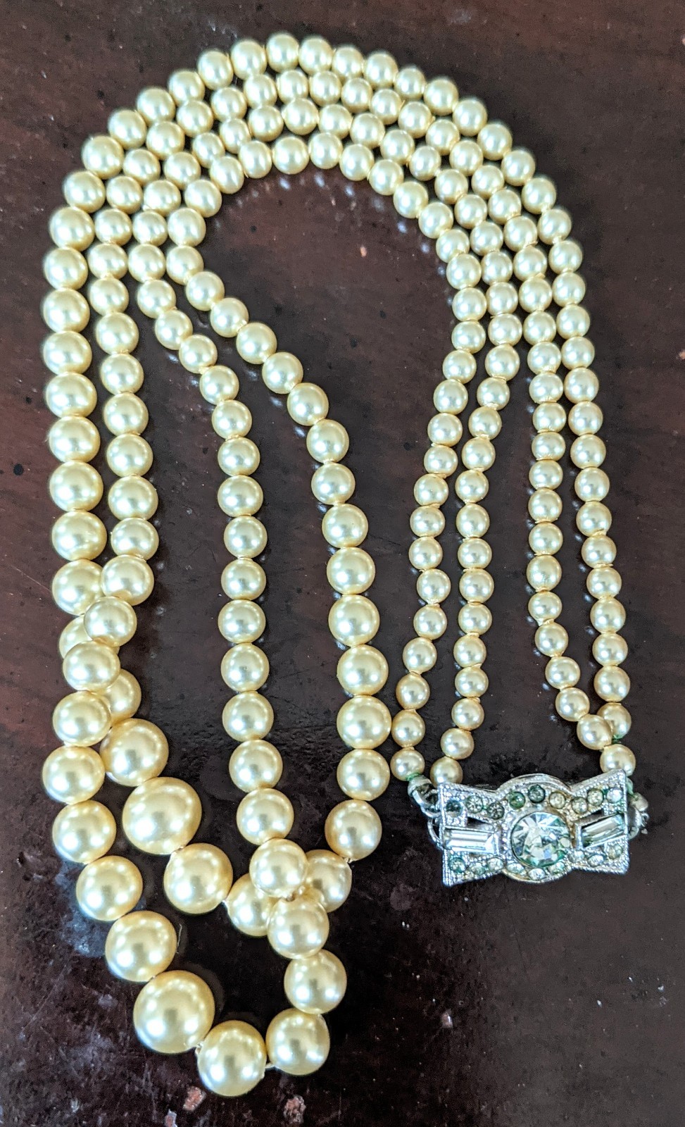 Vintage 1940’s Hand Knotted Faux Pearl Double Stand Necklace Bow Clasp 16.5″
