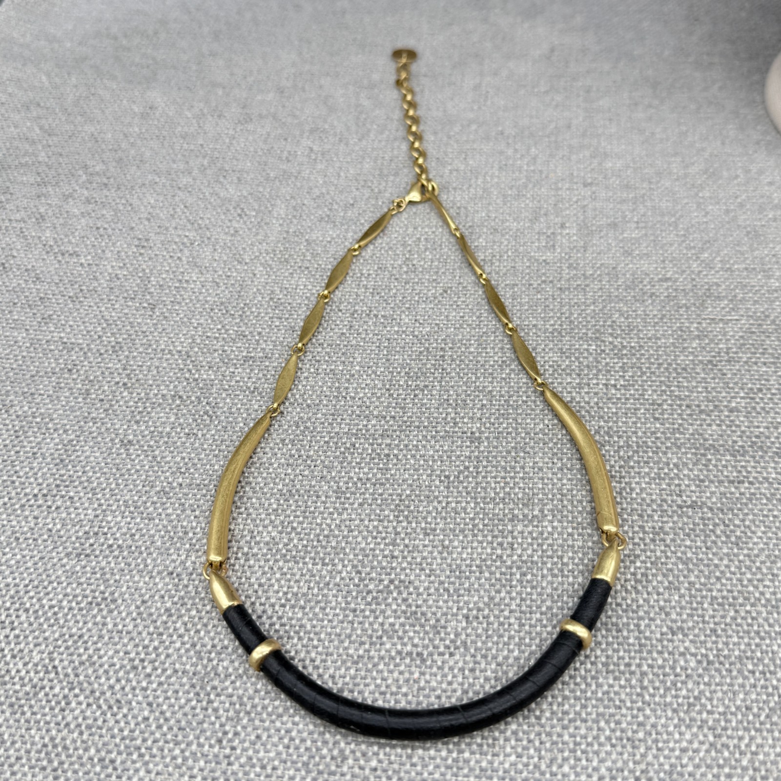 Vintage Stella Dot Necklace Black Wrapped Leather Brushed Gold Tone Signed
