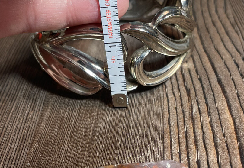 Clamper Bangle Bracelet Silver Tone Open Swirl hinged 7” VTG Bold