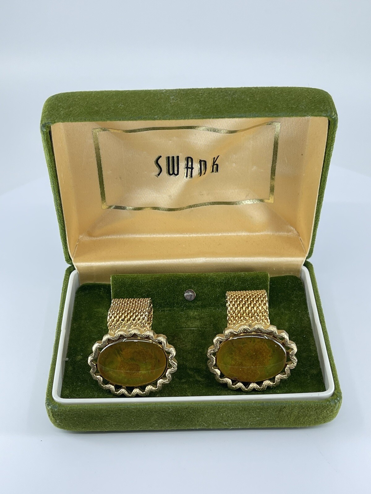 Swank Wrap Cufflinks oval green and brown resin Ruffled edge design