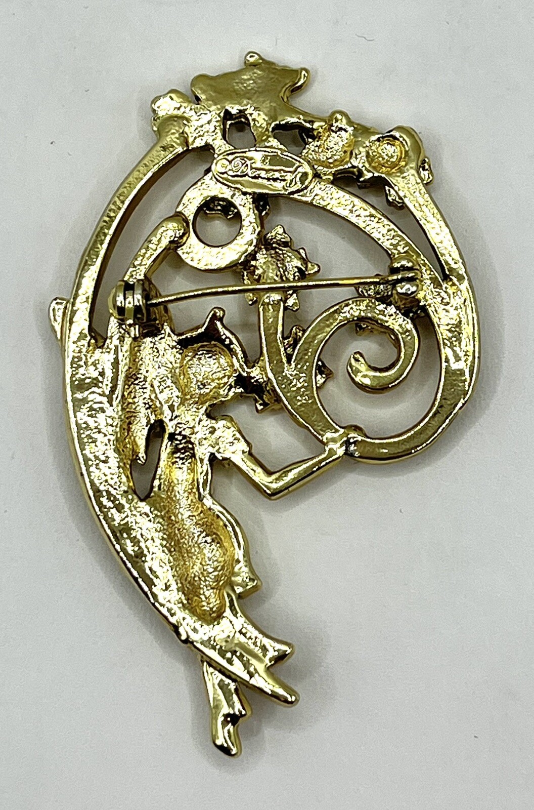 Vintage DANECRAFT Brushed & Shiny Goldtone PIXIE FAIRY Brooch WHIMSICAL