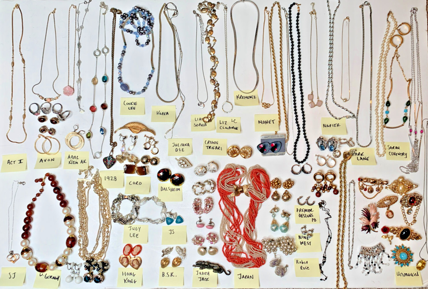 Vintage Costume Jewelry Lot Juliana Trifari Coro Monet 100+ Wearable Signed