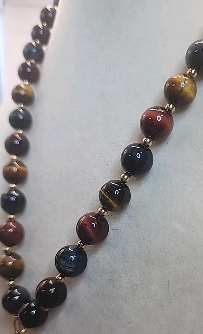 VTG Multi-Color Tiger Eye Beaded Necklace W/Gold Plated Beads & Red Jade Pendant