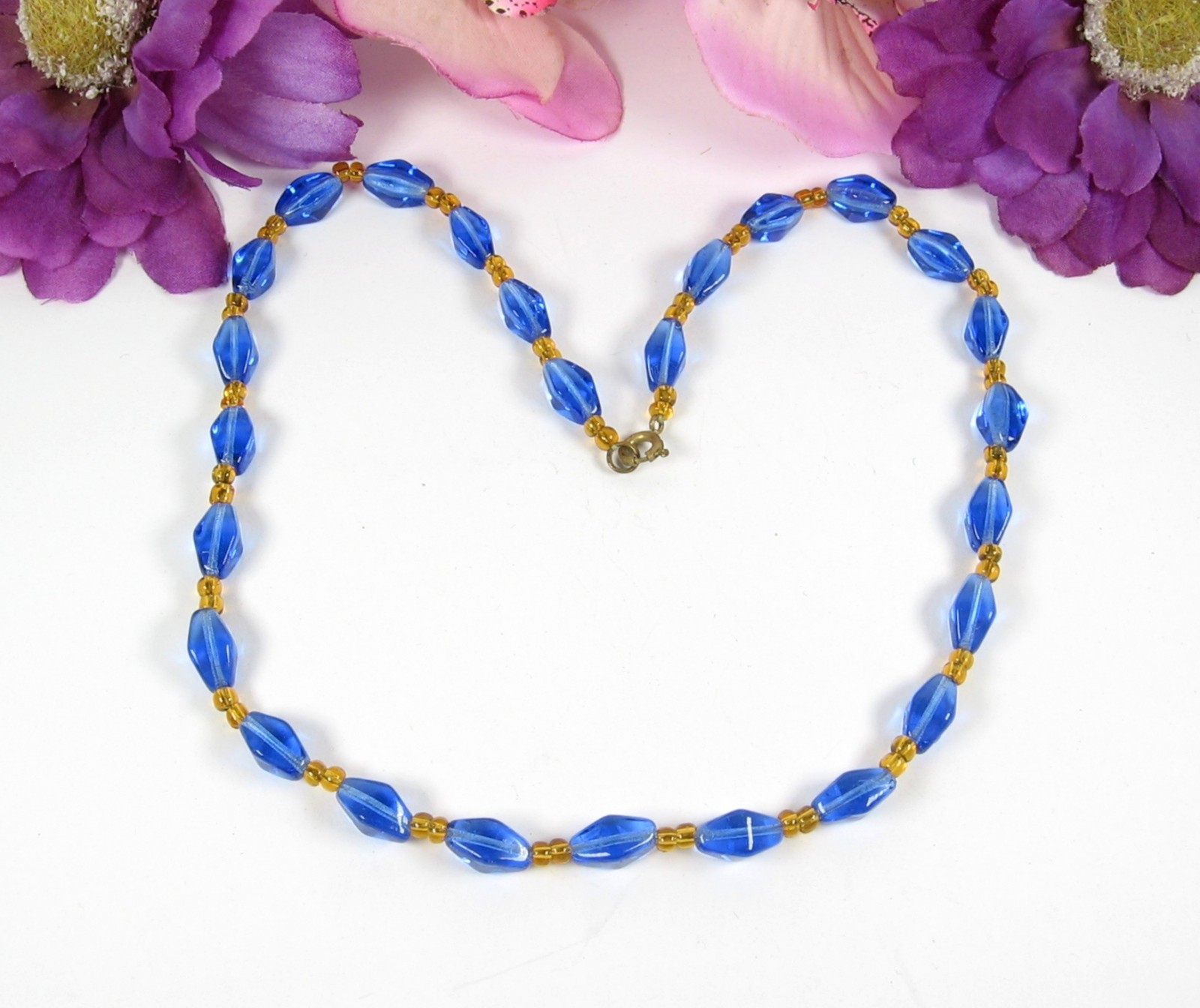 BLUE & AMBER-YELLOW Glass BEADNECKLACE Vintage Beaded Bicone Choker 18″