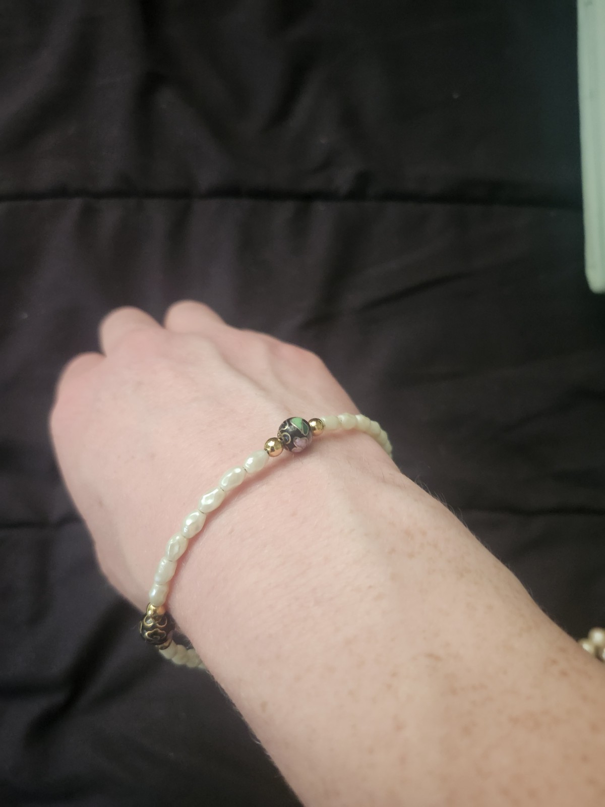 Costume Jewelry Lot 4 Bracelets 1 Necklace