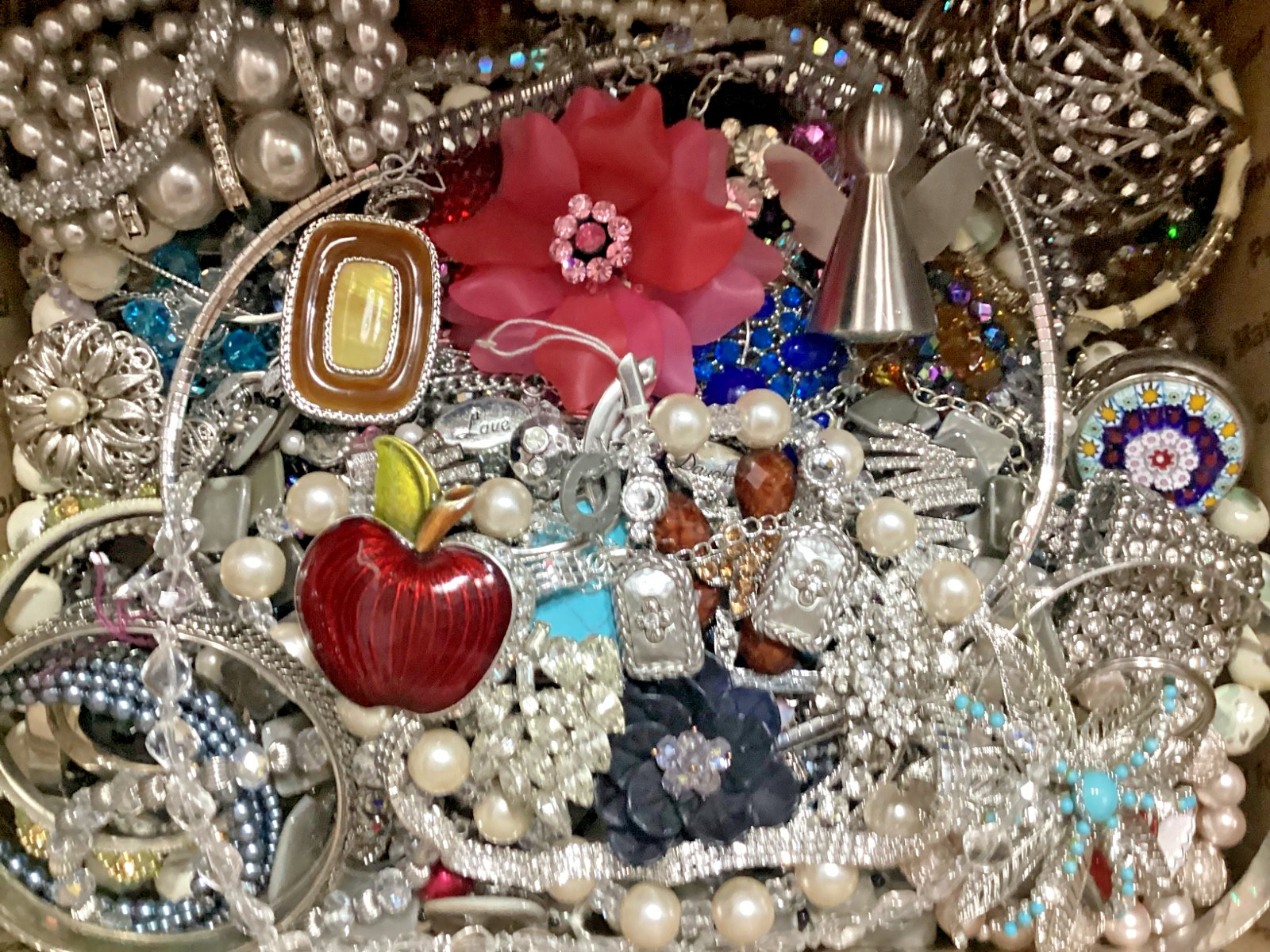 FASHION JEWELRY LOT RHINESTONE SILVER TONE NO BROKEN PIECES 9.64 POUNDS