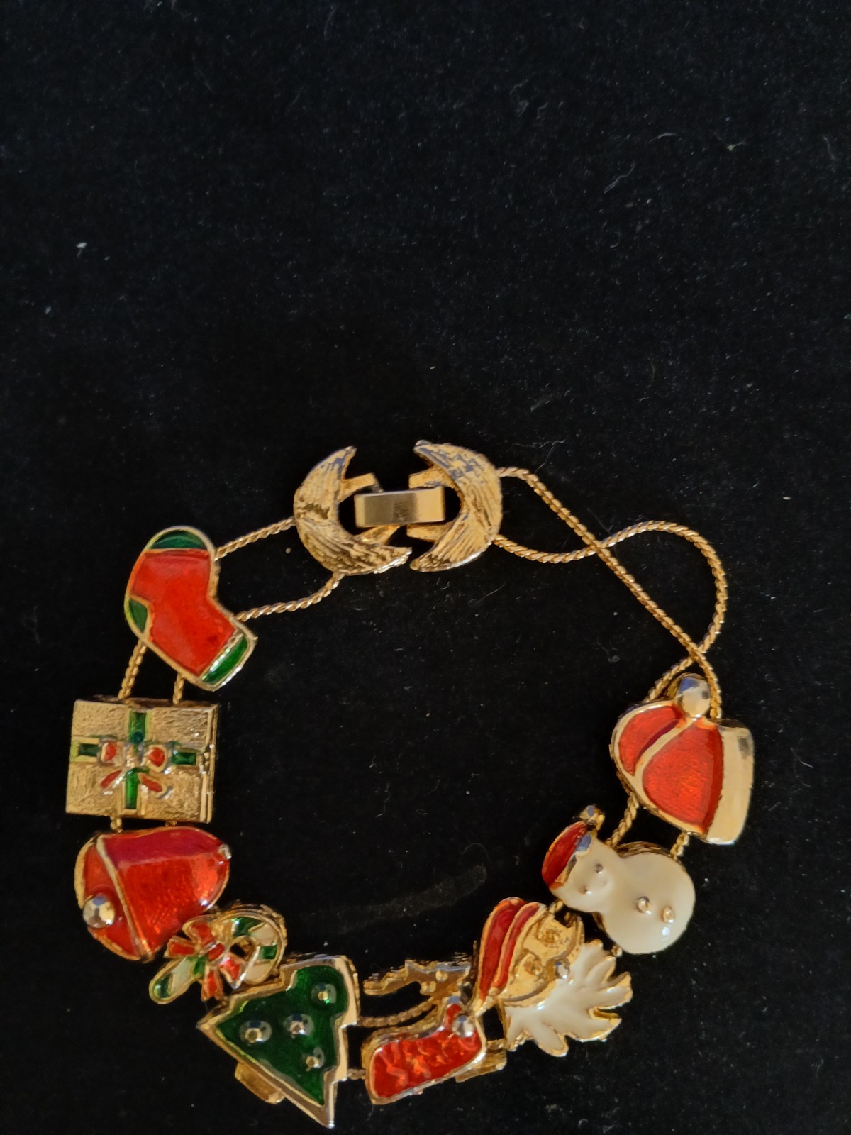 Vtg. X-MASS enamel slide charm bracelet, Santa, Tree, & present,sock 7 “L ,5/8”.