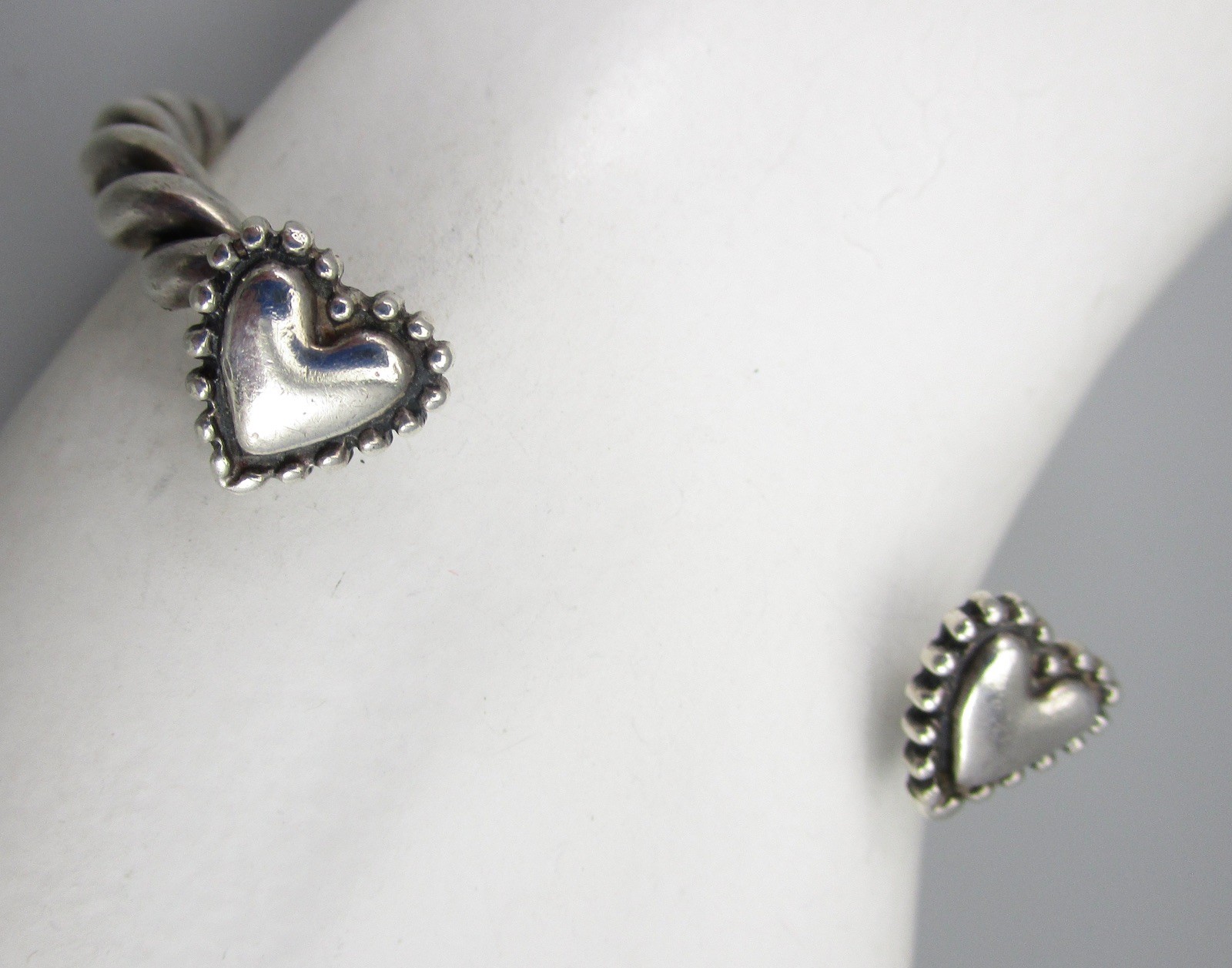 WONDERFUL DIAN MALOUF STERLING SILVER HEART STACK BRACELET 32 GRAMS