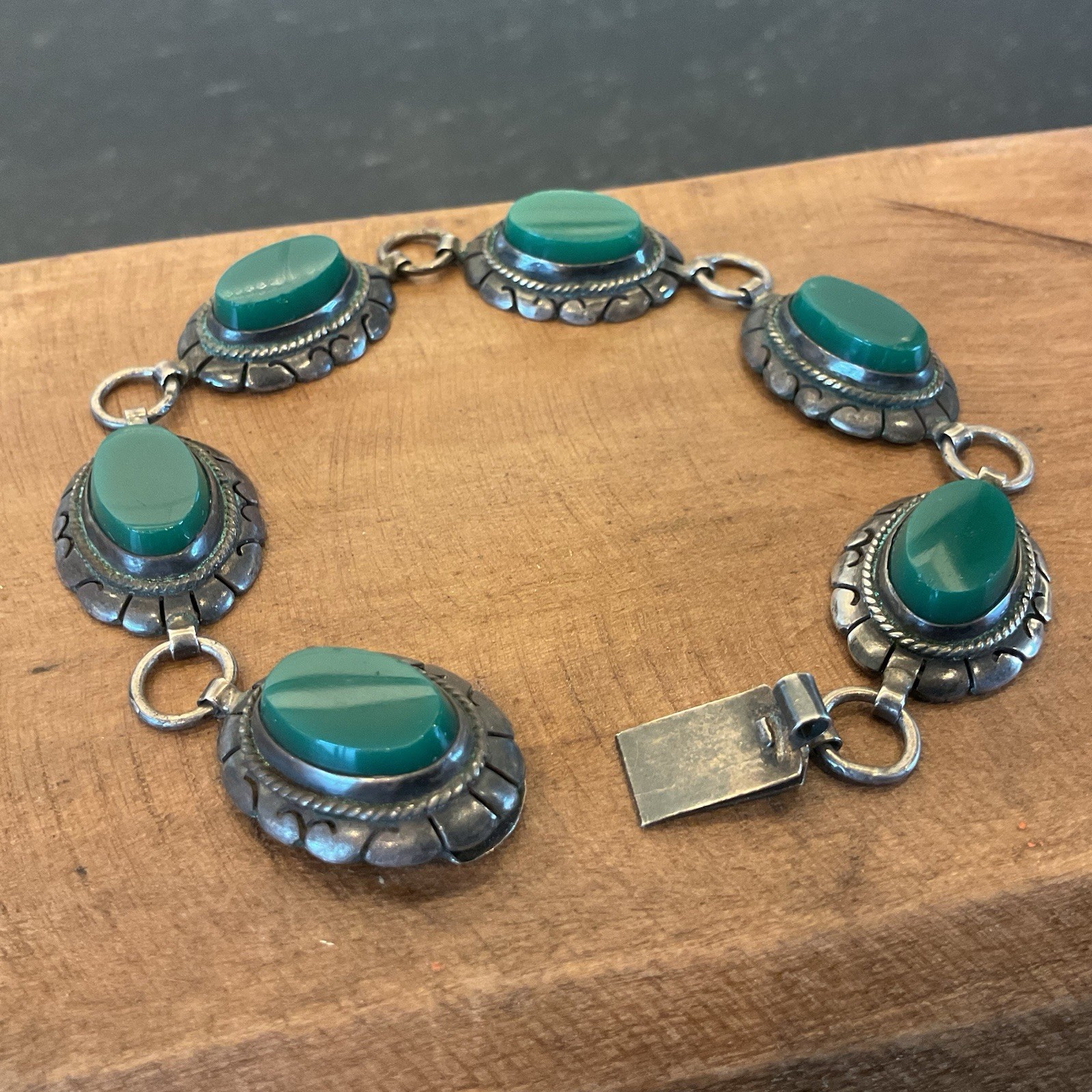 Vintage Mexican Sterling Silver With Green Onyx Stamped “Hecho En Mex”