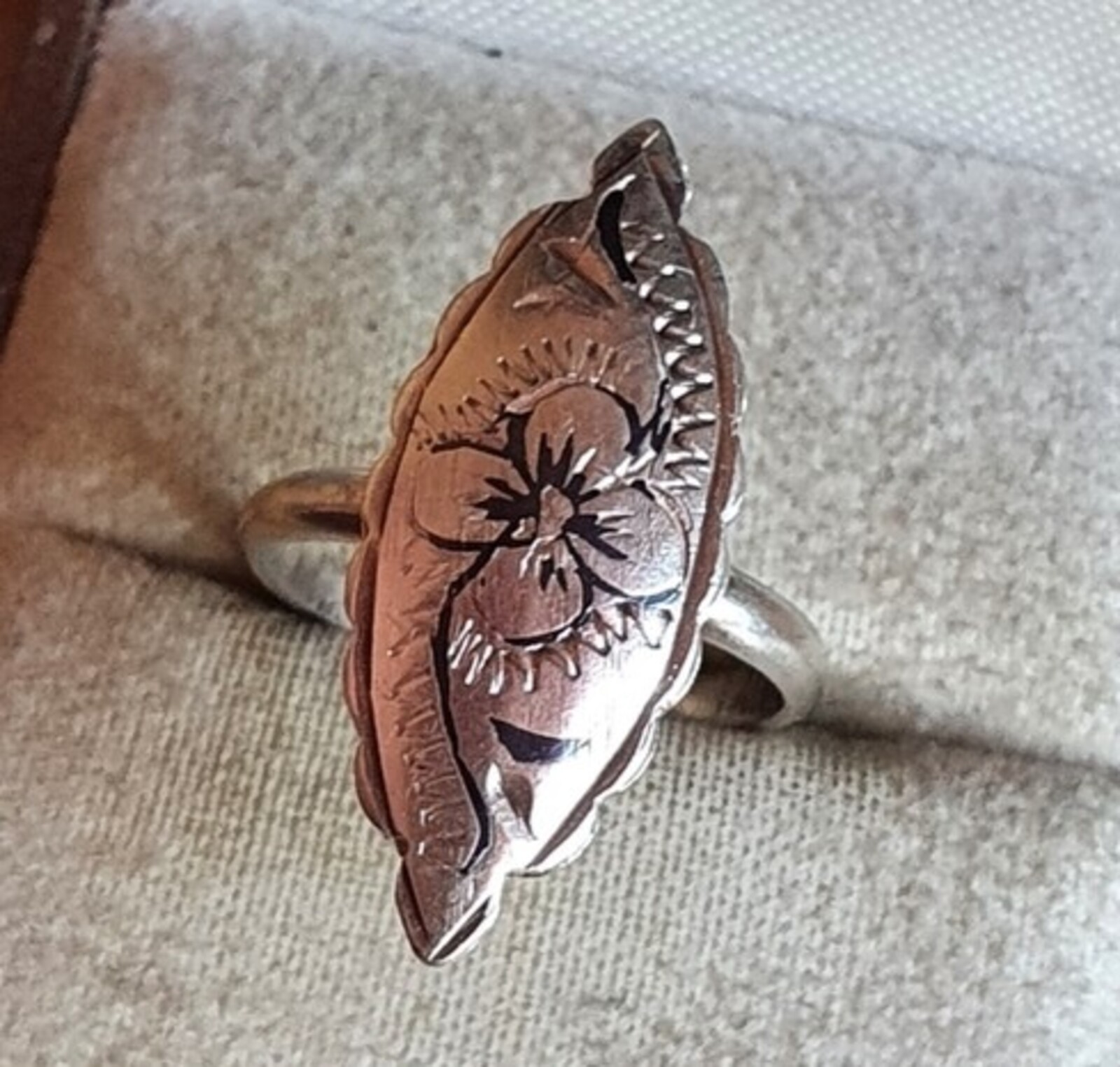 Vintage Soviet USSR ring sterling silver 875 ⭐ Size 6.5 Weight 3.15 g. Kubachi.