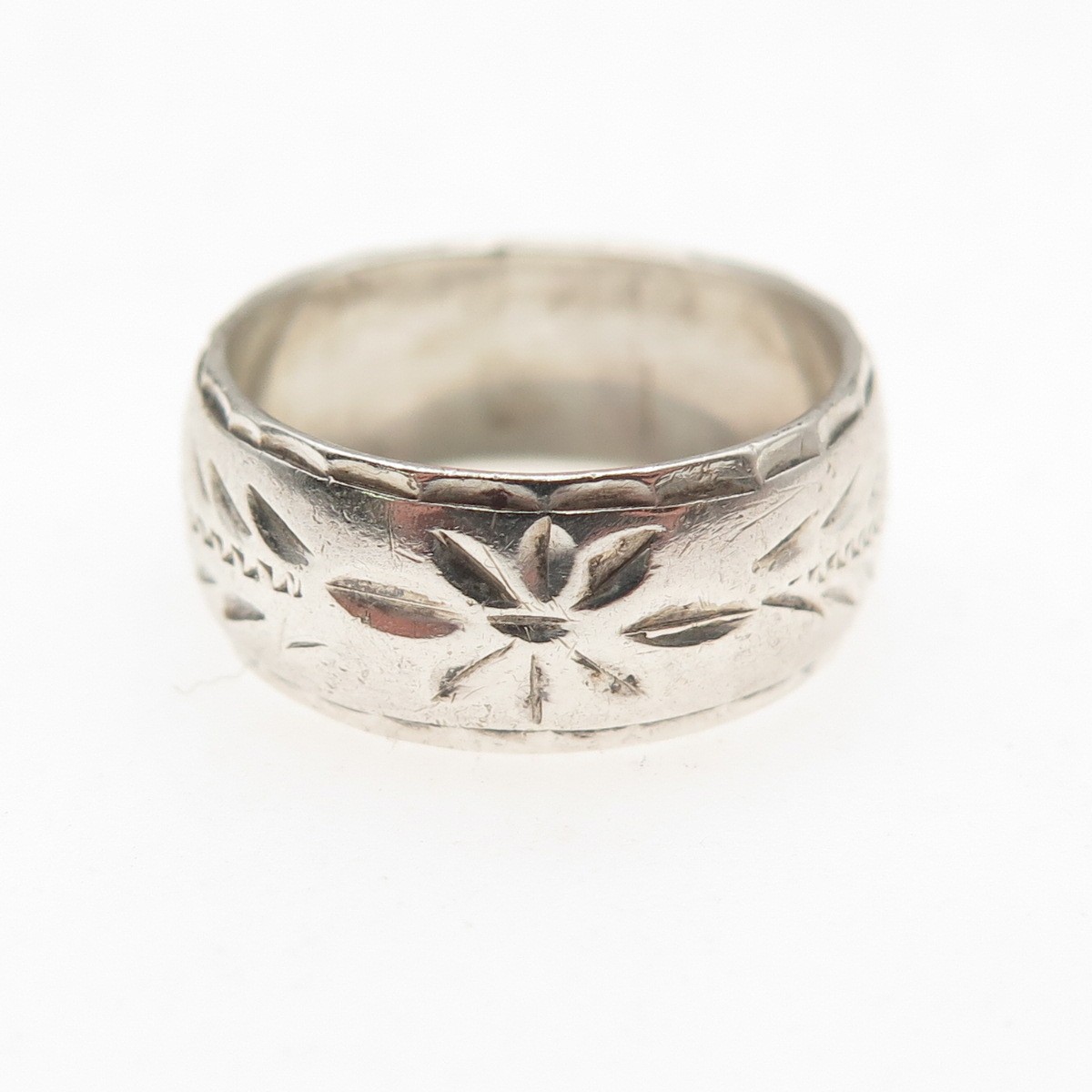 925 Sterling Silver Vintage Oxidized Floral Band Ring Size 4.25