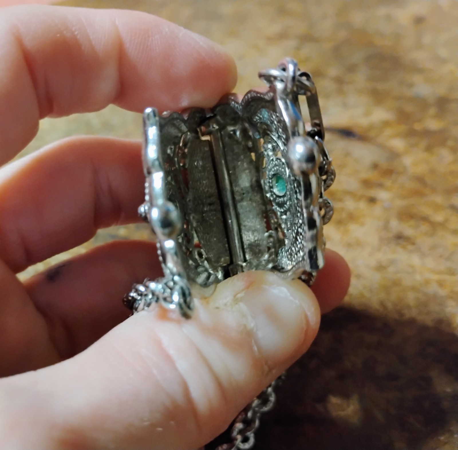 Unique Piece Silver Tone Filagree Coin Purse Not Sure If It’s A Pendant Or…