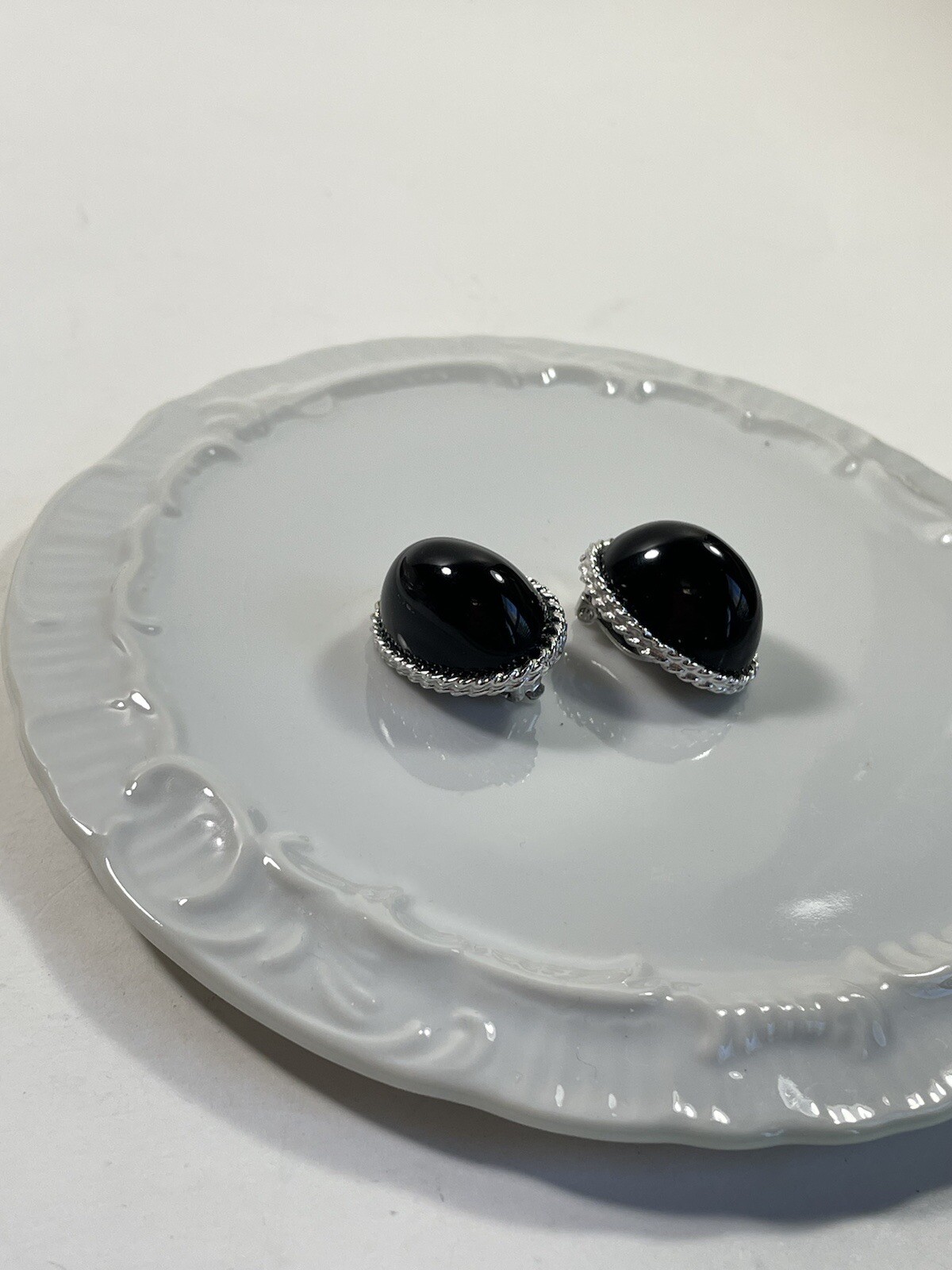 Vintage 80s Signed Les Bernard Clip on Earrings Black with Silver Tone edges