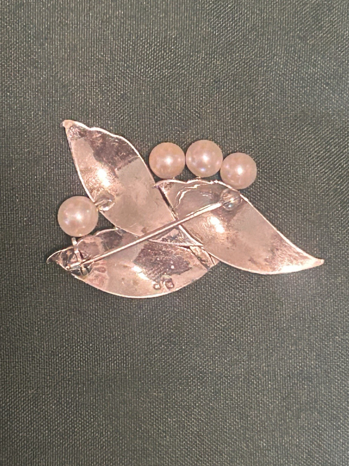 Vintage Mikimoto Sterling Silver Leaves Leaf Four Pearl Pin Brooch