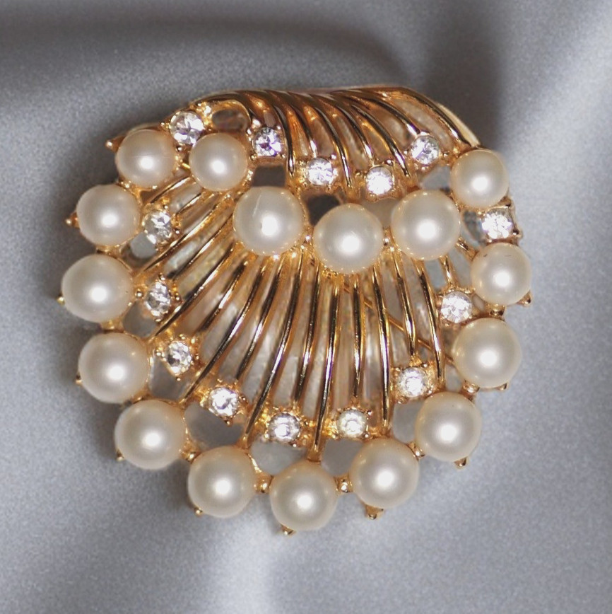 Crown Trifari Brooch with Faux Pearl & Rhinestone Accents Seahell Signed Pin