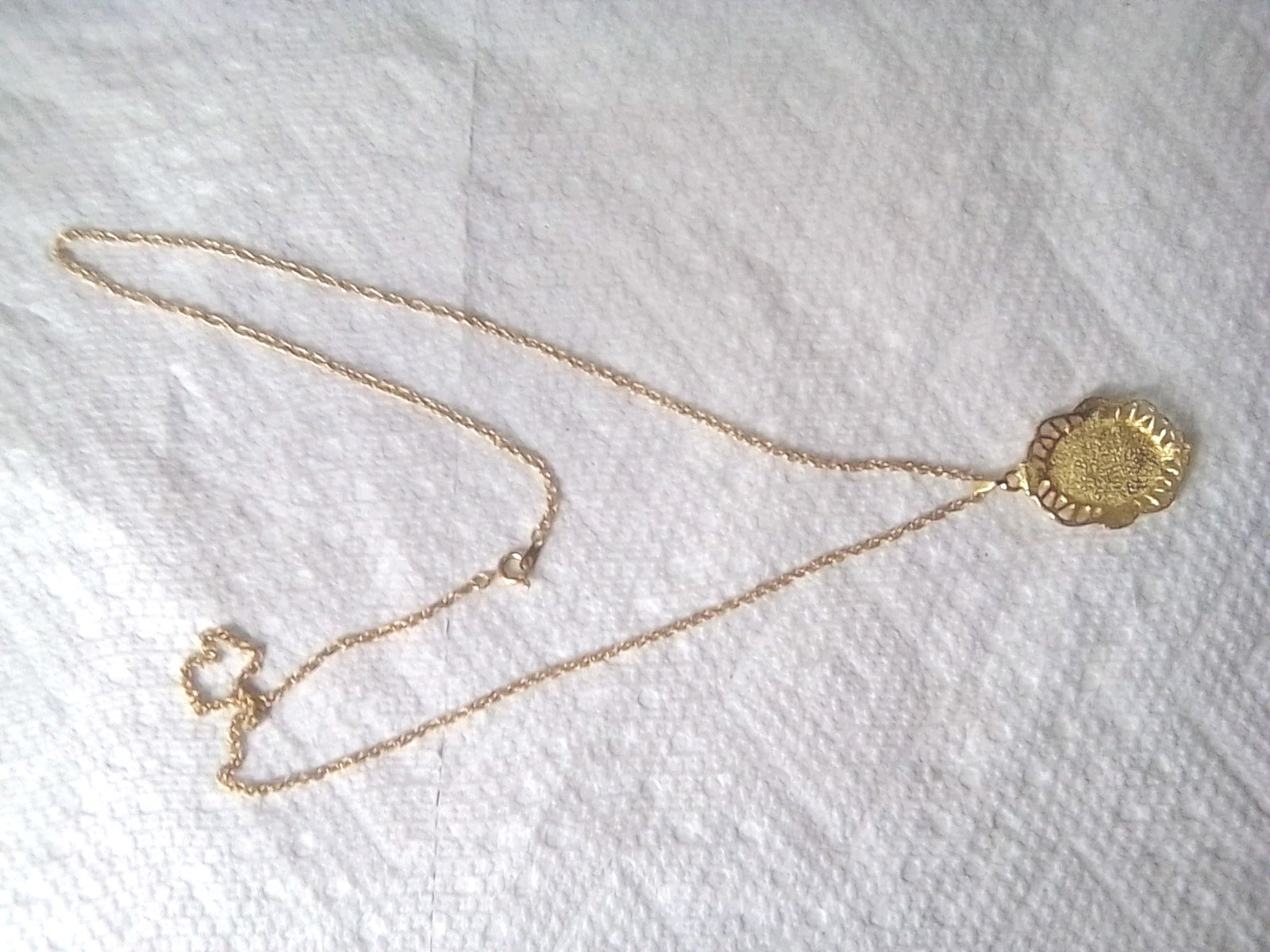 Vintage Purple Glass Oval Cabochon Pendant Gold Tone Necklace