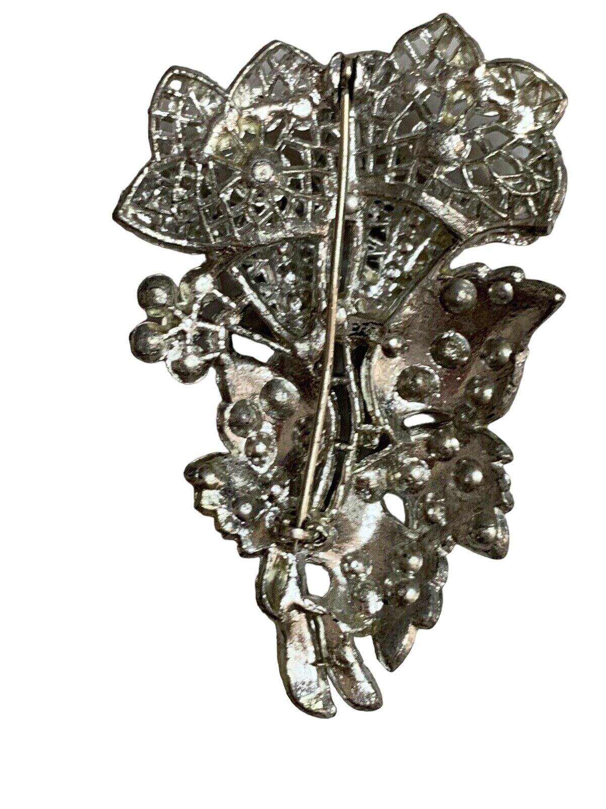 Vtg Clear Glass Rhinestone & Silver Tone Metal,Layered Floral Bouquet Brooch***