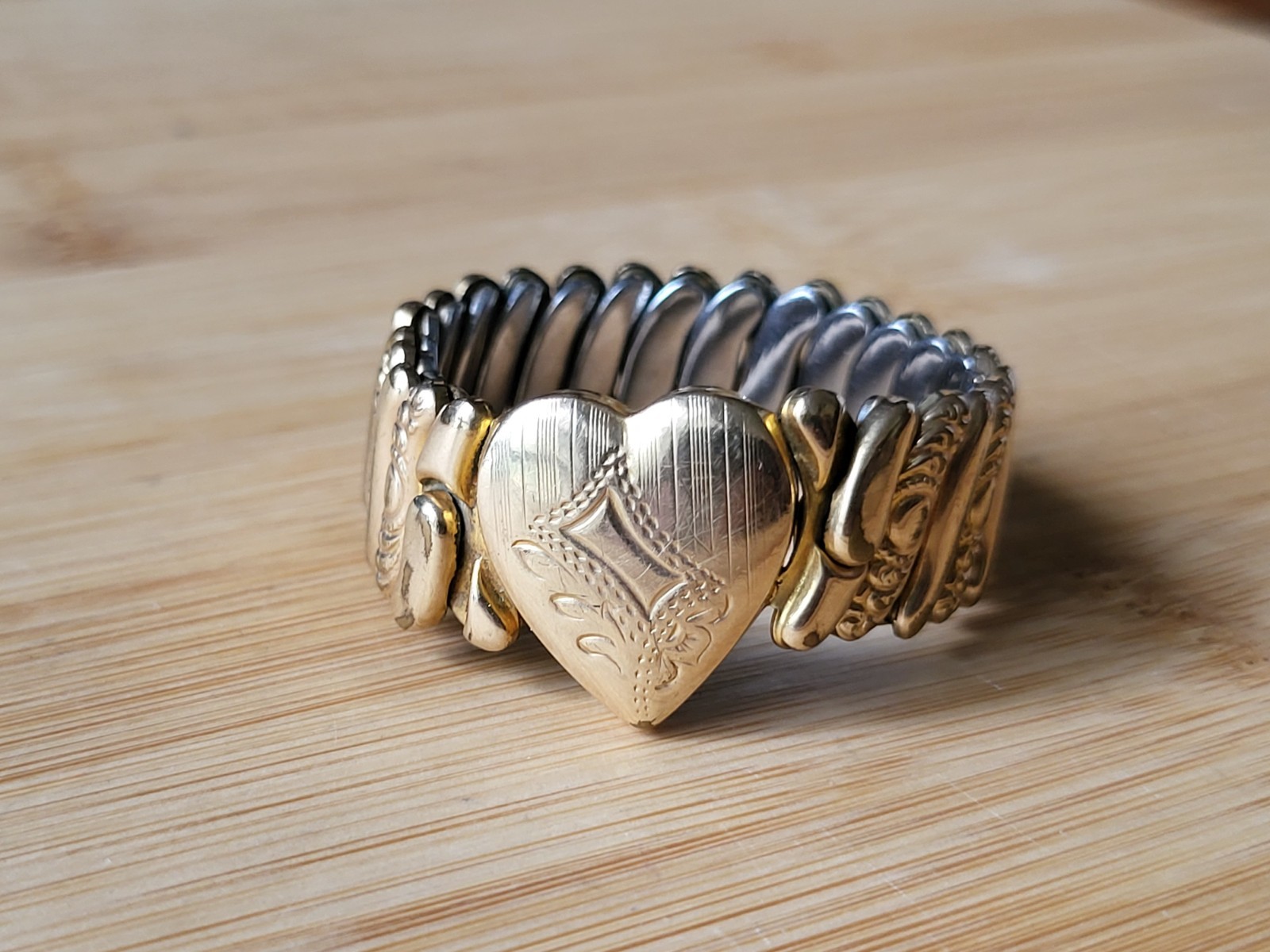 Vintage Hall of Providence 12K GF SWEETHEART EXPANDING BRACELET