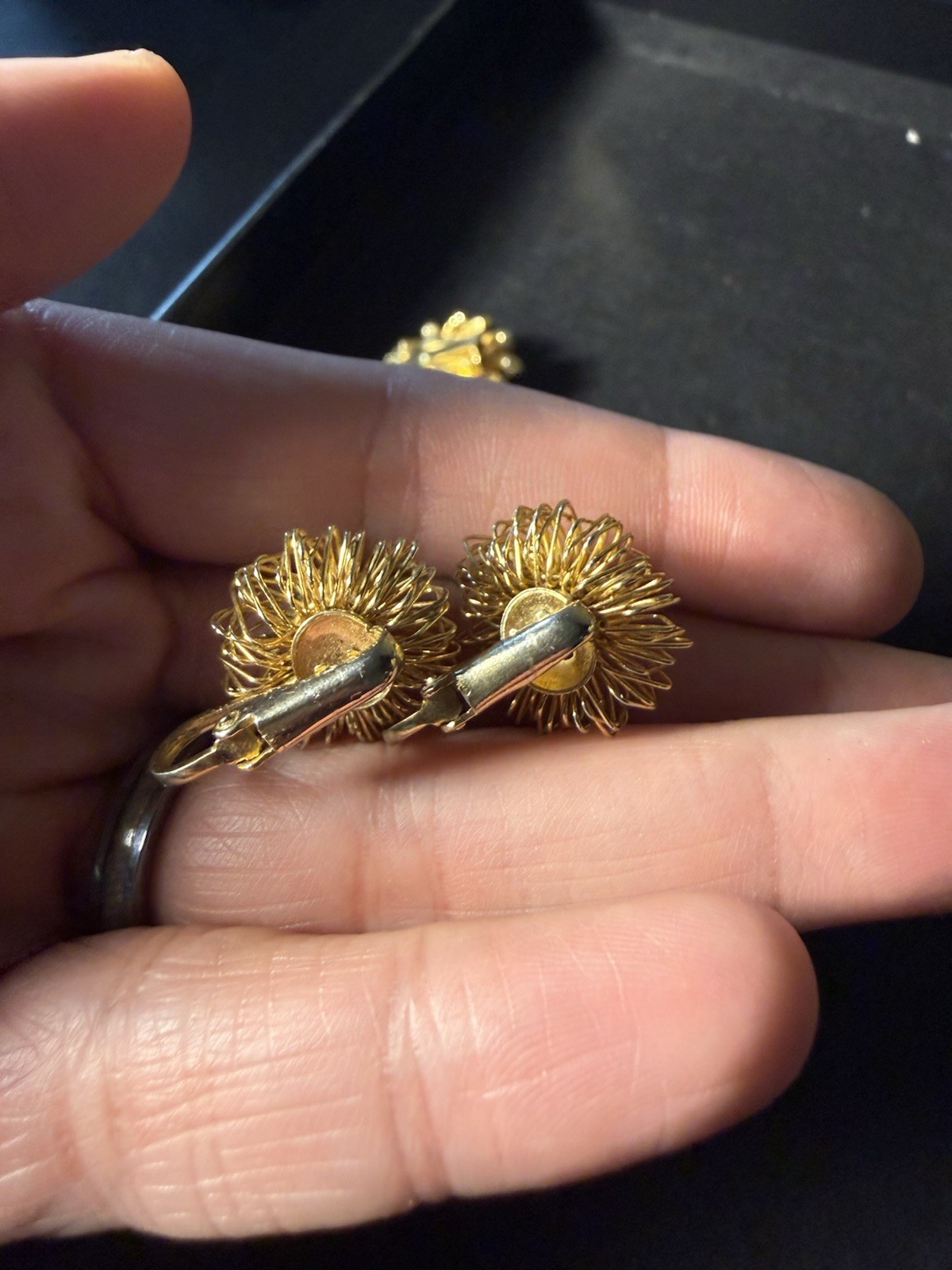 Vintage 2 Sets Of Earrings And 1 Pin