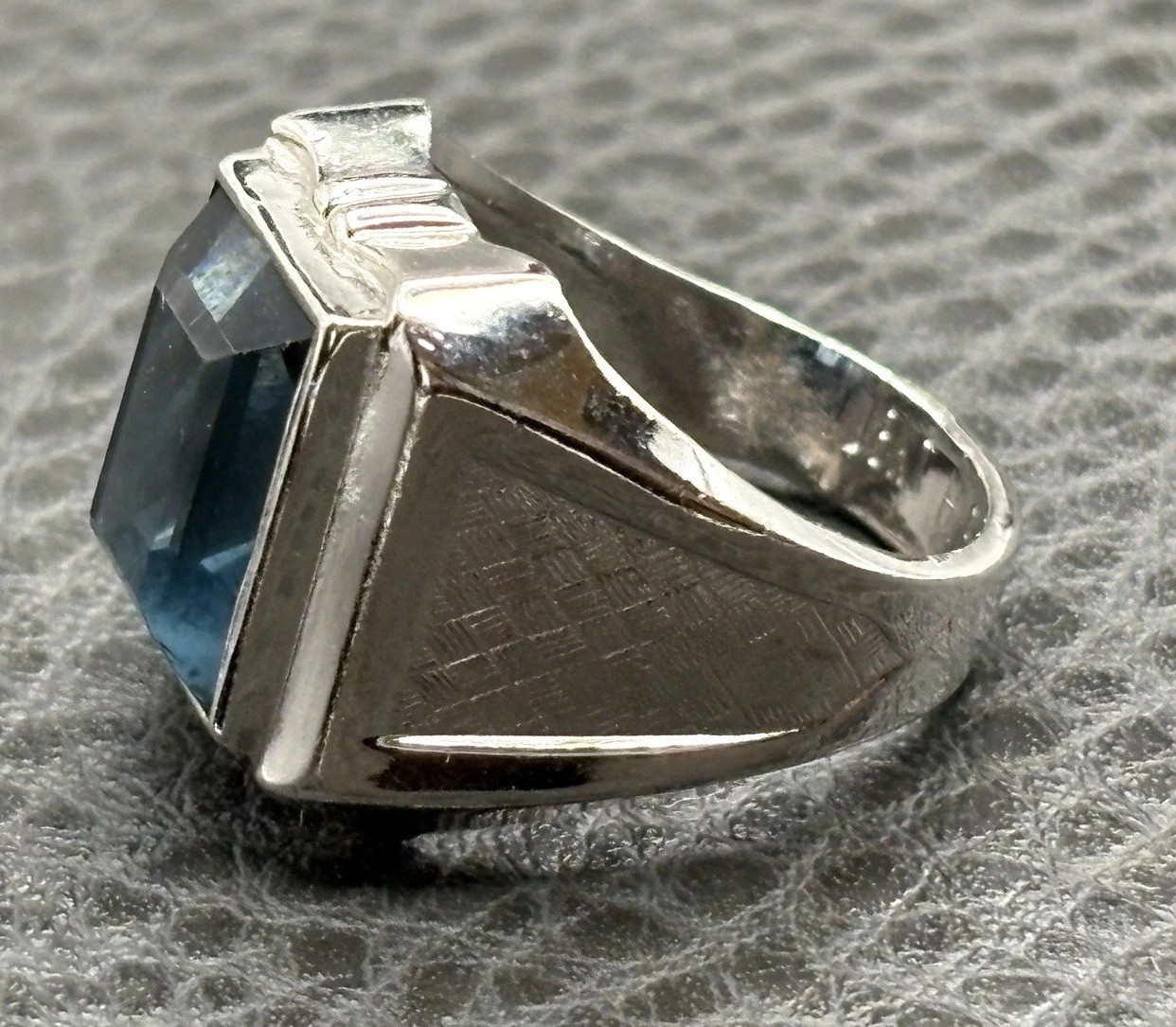 Huge Vargas VTG 18K HGE White Gold Plated Faux Blue Topaz Signet Ring Sz 8