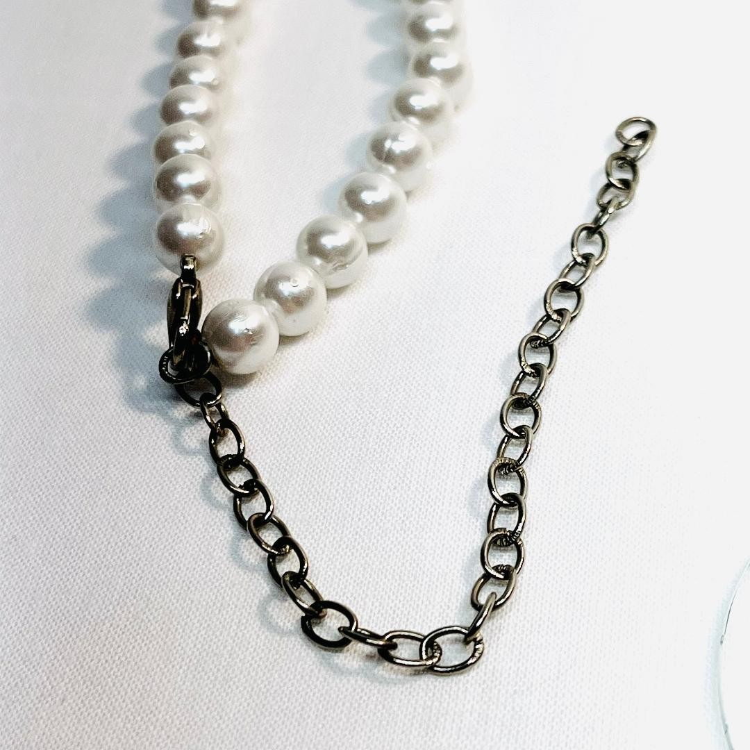 VTG 16 in White Simulated Pearl Necklace Clear Pendant Lobster Claw Safety Clasp