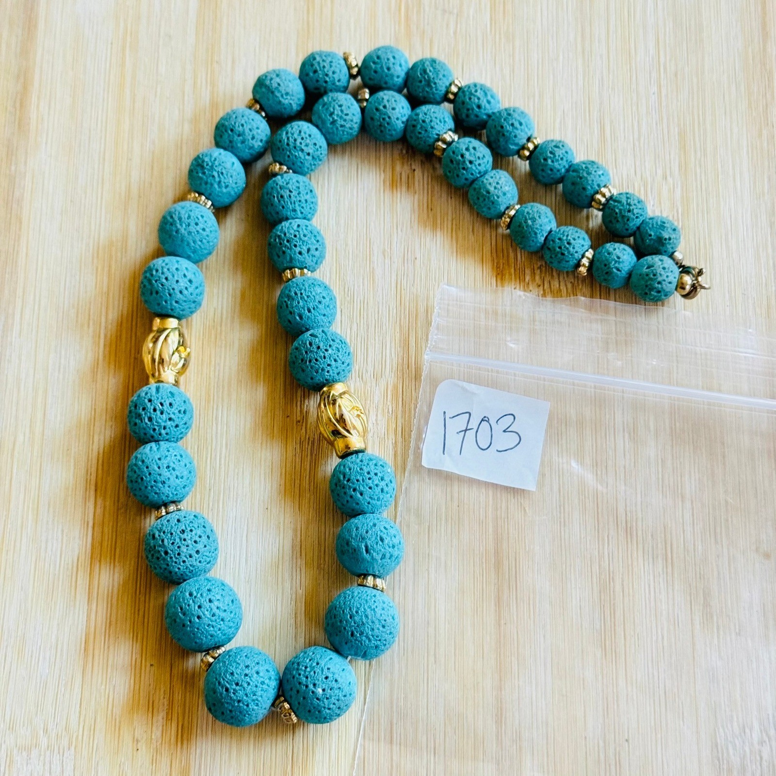 VTG Blue Sponge Coral regal Necklace Genuine Natural beaded Round Beads 74g 18″