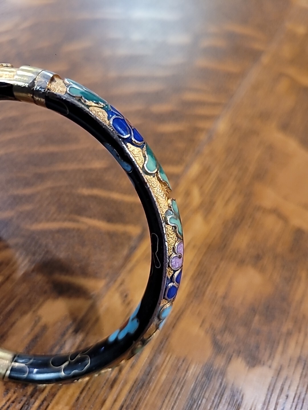 Vintage Chinese Gold Cloisonne Enamel Flowers Opening Hinged Bangle Bracelet