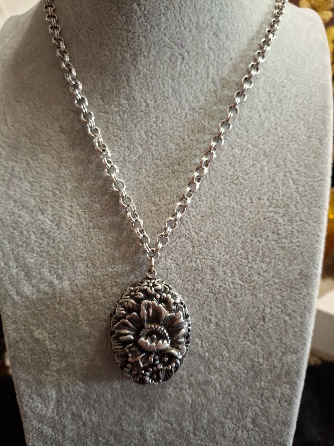 Vintage Signed Napier Silvertone Floral Runway Couture Locket Necklace, 1971