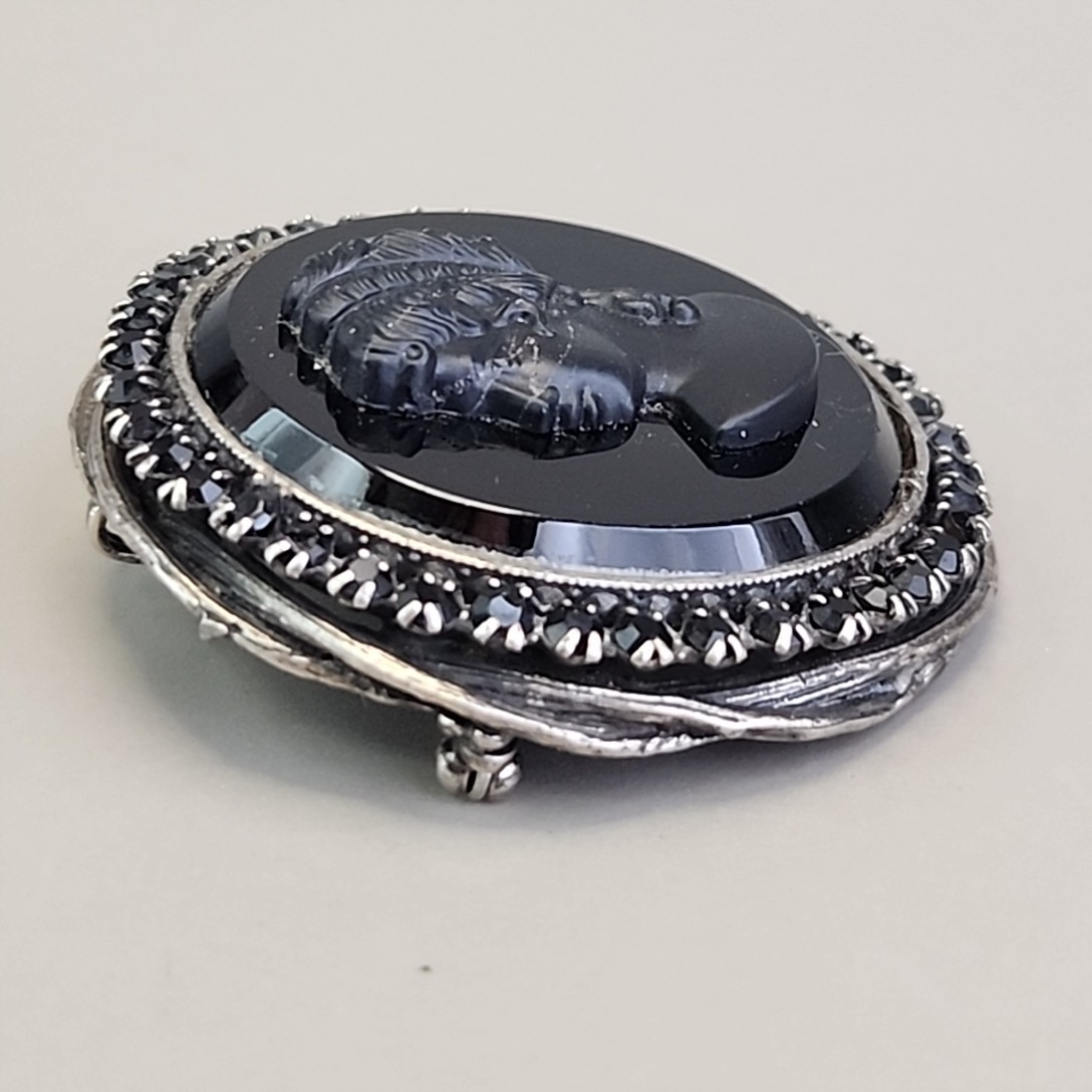 Vintage Original By Robert Cameo Brooch Pendant Black Glass Round Rhinestones 2″