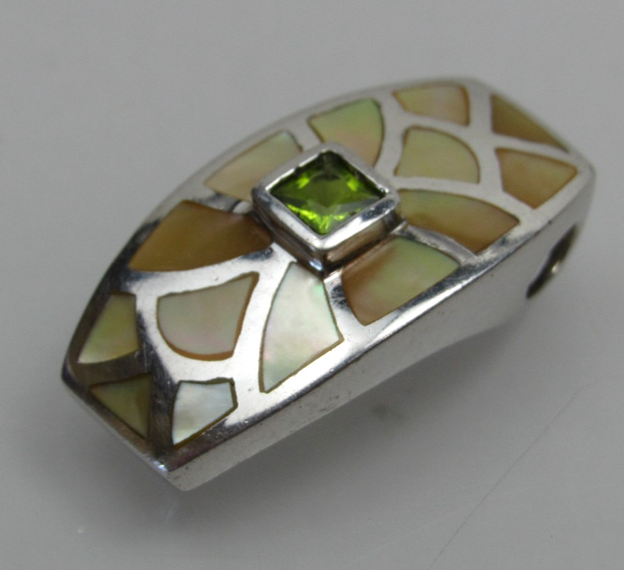Vtg Sterling Silver Mother of Pearl Inlay Pendant Green Stone Glass? Peridot?