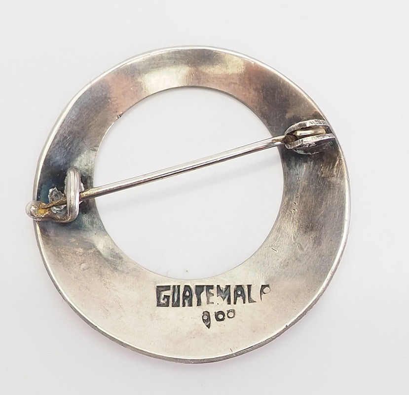 Vintage 900 silver and inlaid gold filled round brooch pin Guatemala