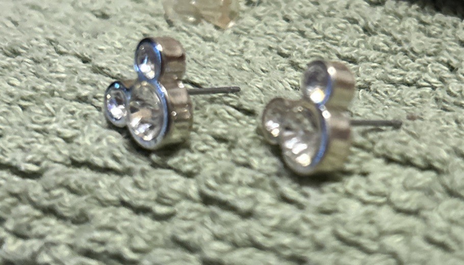 Vintage Tiny Silver Tone Metal Micky Mouse Dainty Head Earrings