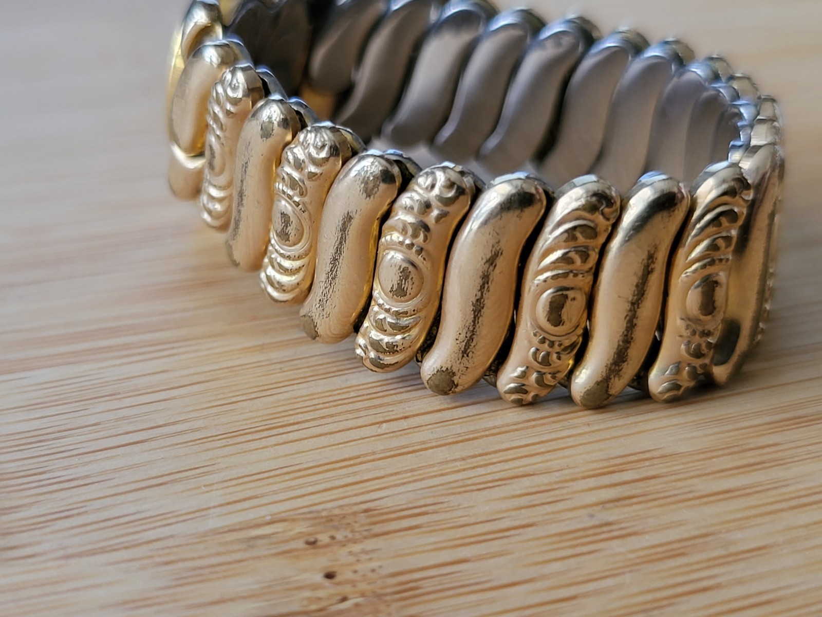 Vintage Hall of Providence 12K GF SWEETHEART EXPANDING BRACELET