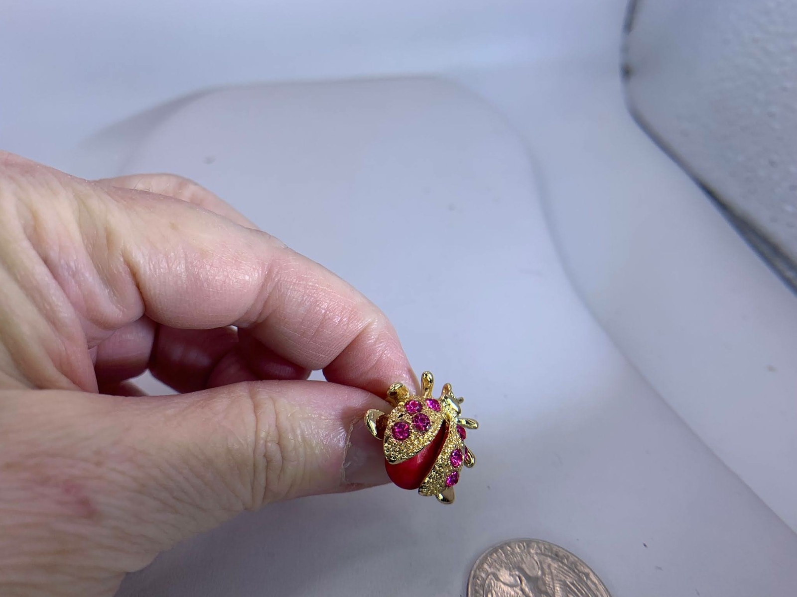 Ladybug Red Body Fuchsia Rhinestone Gold Pin Brooch V-3568