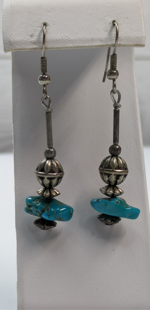 VTG Turquoise Stone Silver Tone Southwestern Drop Pierced Earrings 1.25″