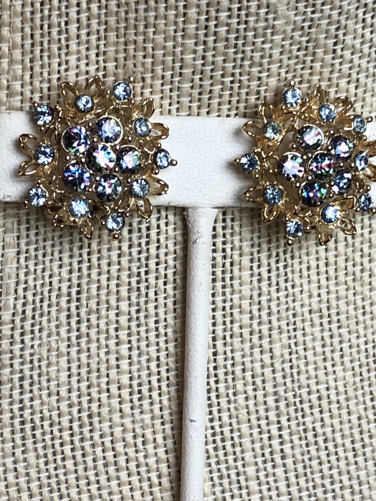 Signed STAR Vintage Gold tone Rhinestone Earrings Great Minty Condition