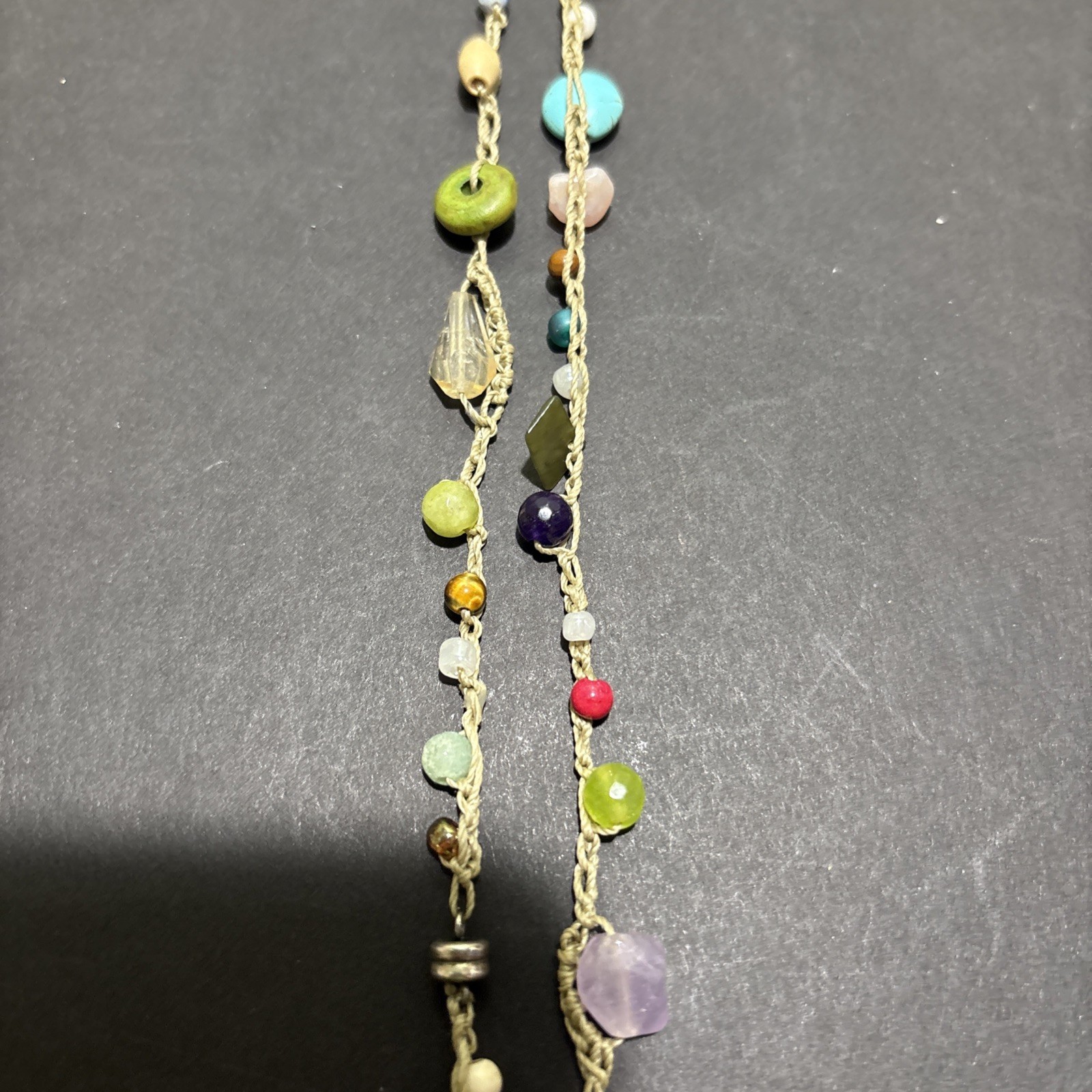 VTG HANDMADE BOHEMIAN STYLE HEMP CORD NECKLACE WITH NATURAL GEMSTONES 40″