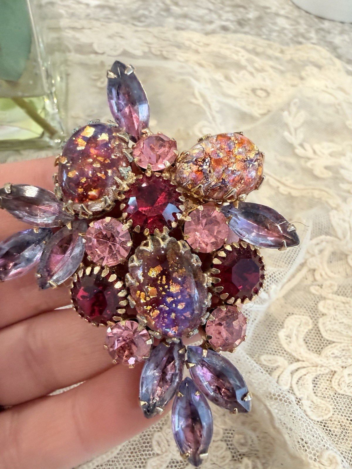Juliana Style Brooch Pin Pink Red Purple Stones Rhinestone Gold Tone Vtg