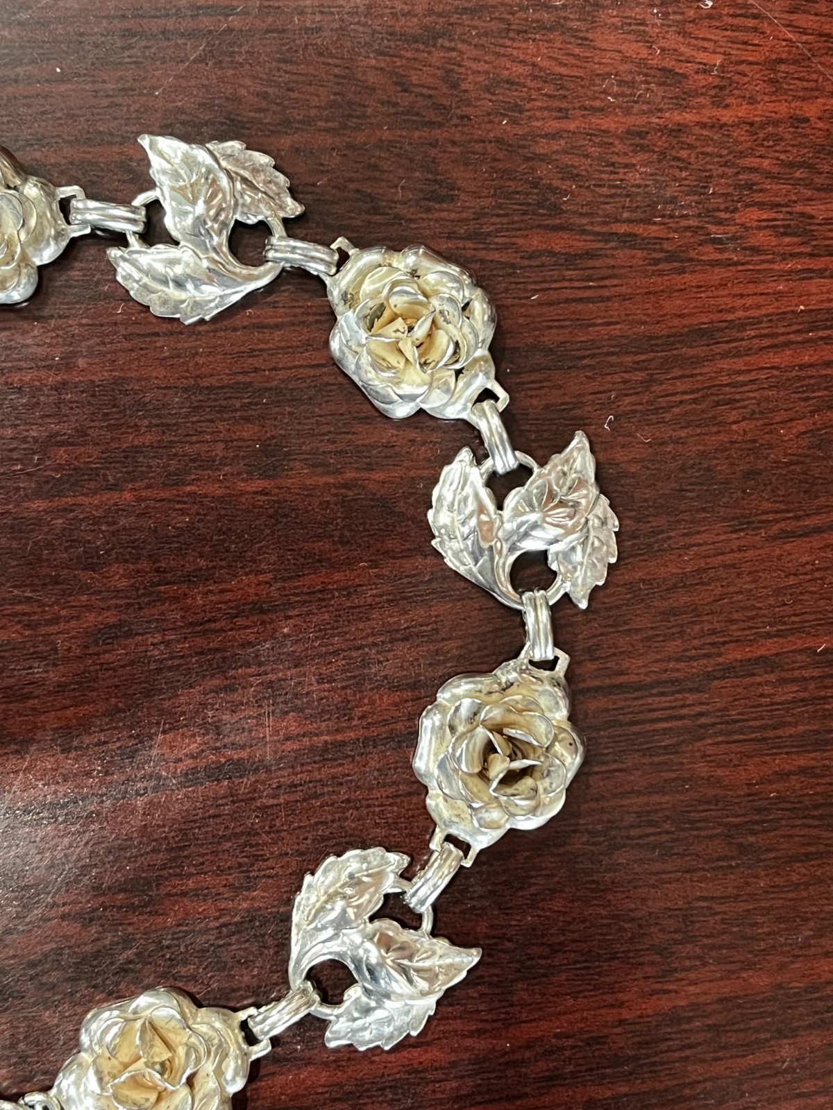 Vtg. Danecraft Sterling Silver Rose & Leaves Necklace 15″-17″ 35.2 Grams