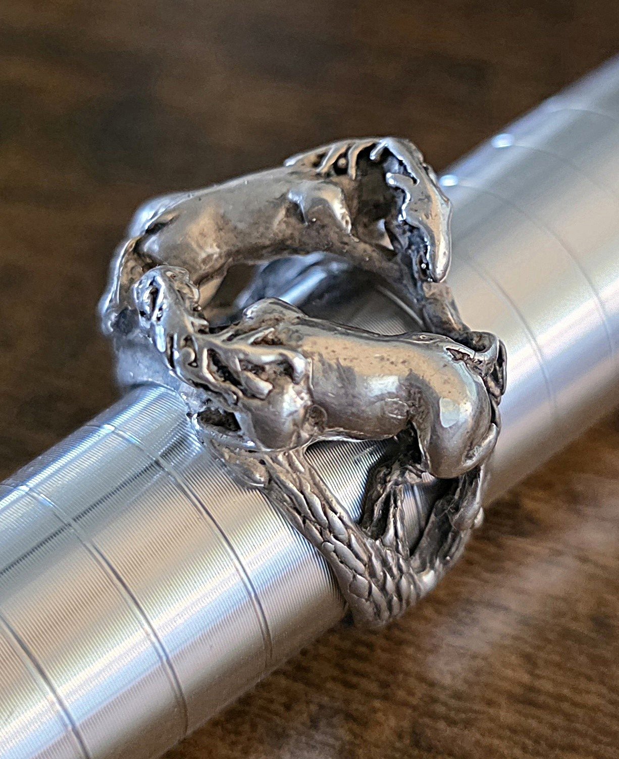 Unique VTG Battling Horses Sterling Silver 925 Equestrian Brutalist Ring sz 10.5