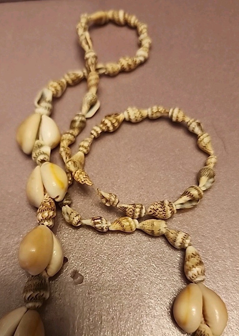 Vintage BOHO Acrylic Shell Necklace JEWELRY LOT White Yellow Beige 3X