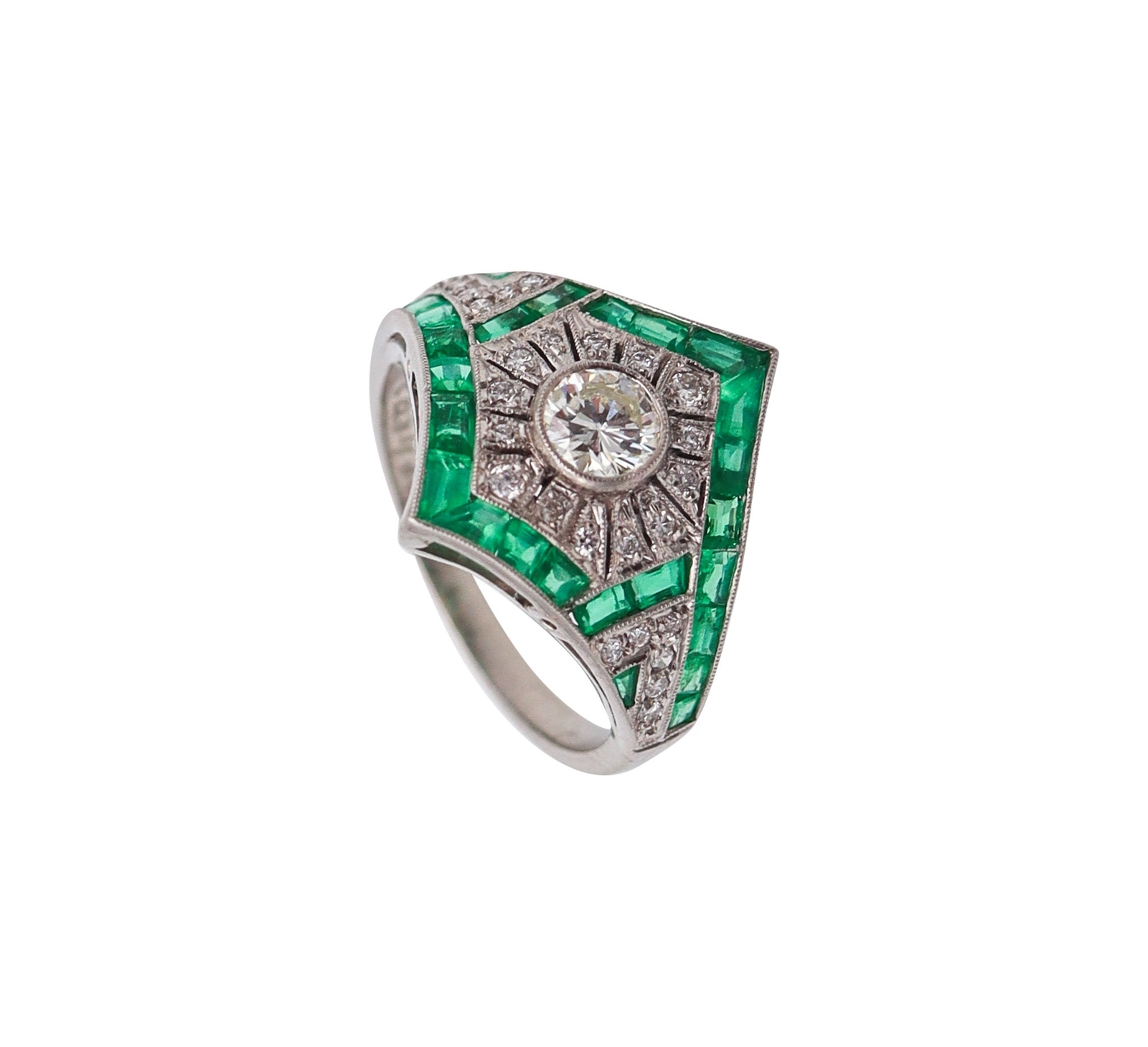 ART DECO 1930 Geometric Ring In Platinum With 2.67 Ctw In Diamonds And Emeralds