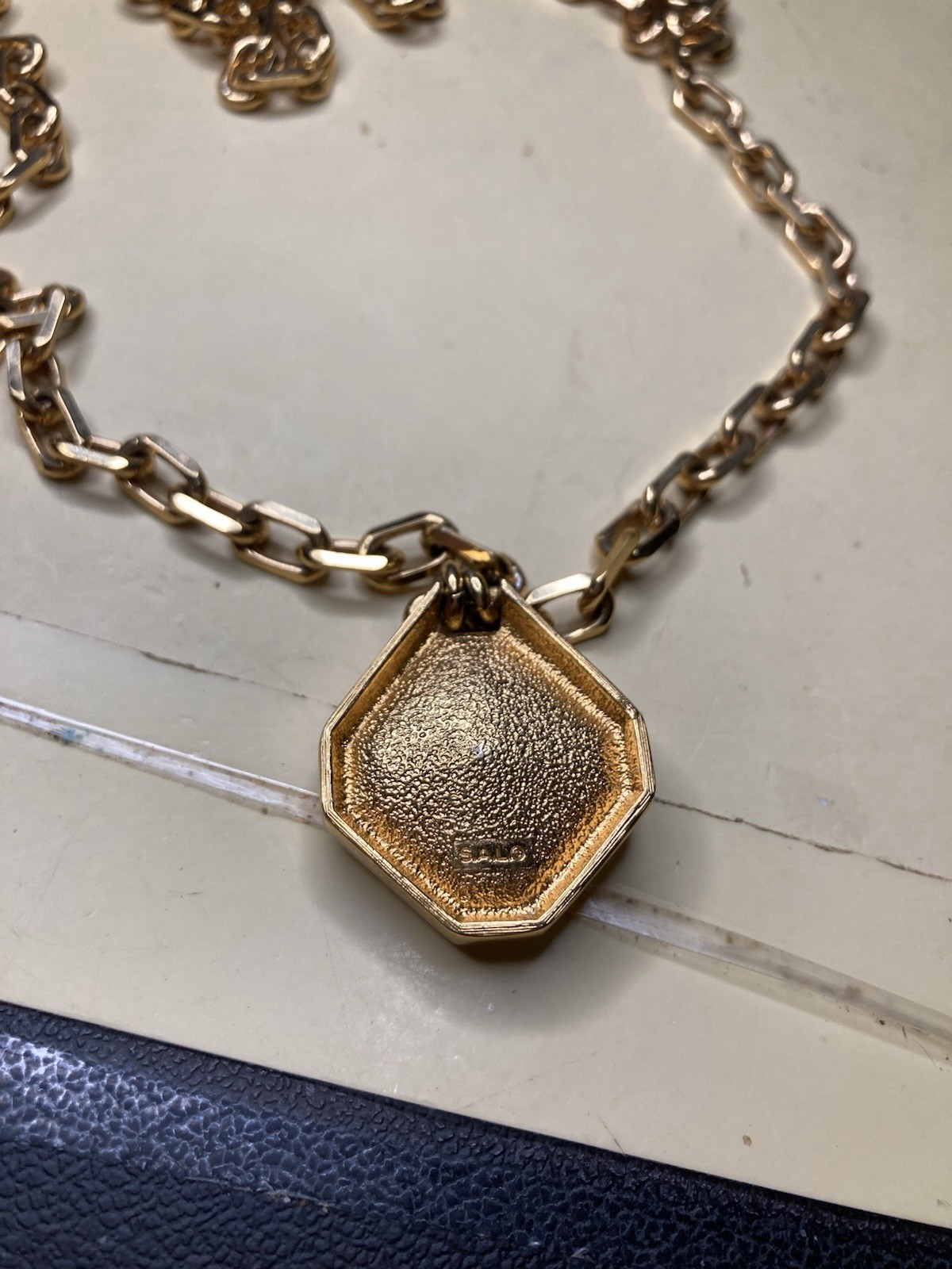 Vintage RARE S.A.L Swarovski Crystal Pendant Golden Tone Necklace 29”