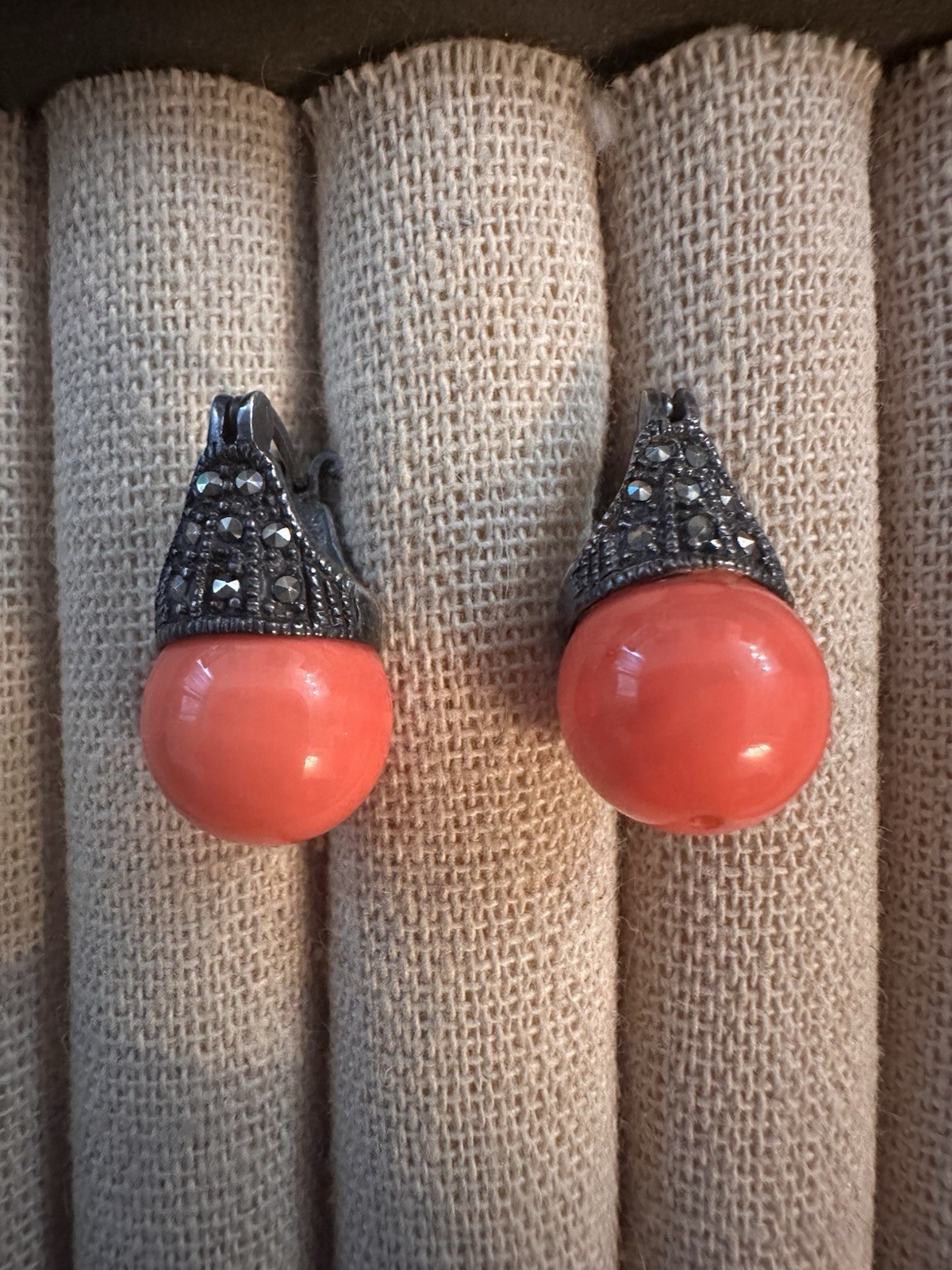 ART DECO STERLING SALMON CORAL BEAD MARCASITE HUGGIE LEVERBACK EARRINGS