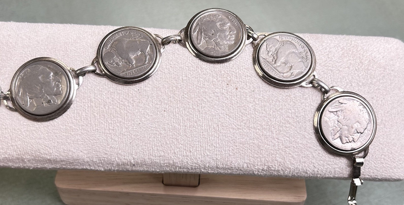 Vintage Indian Head Buffalo Nickel Coin Link Bracelet Silver Tone USA
