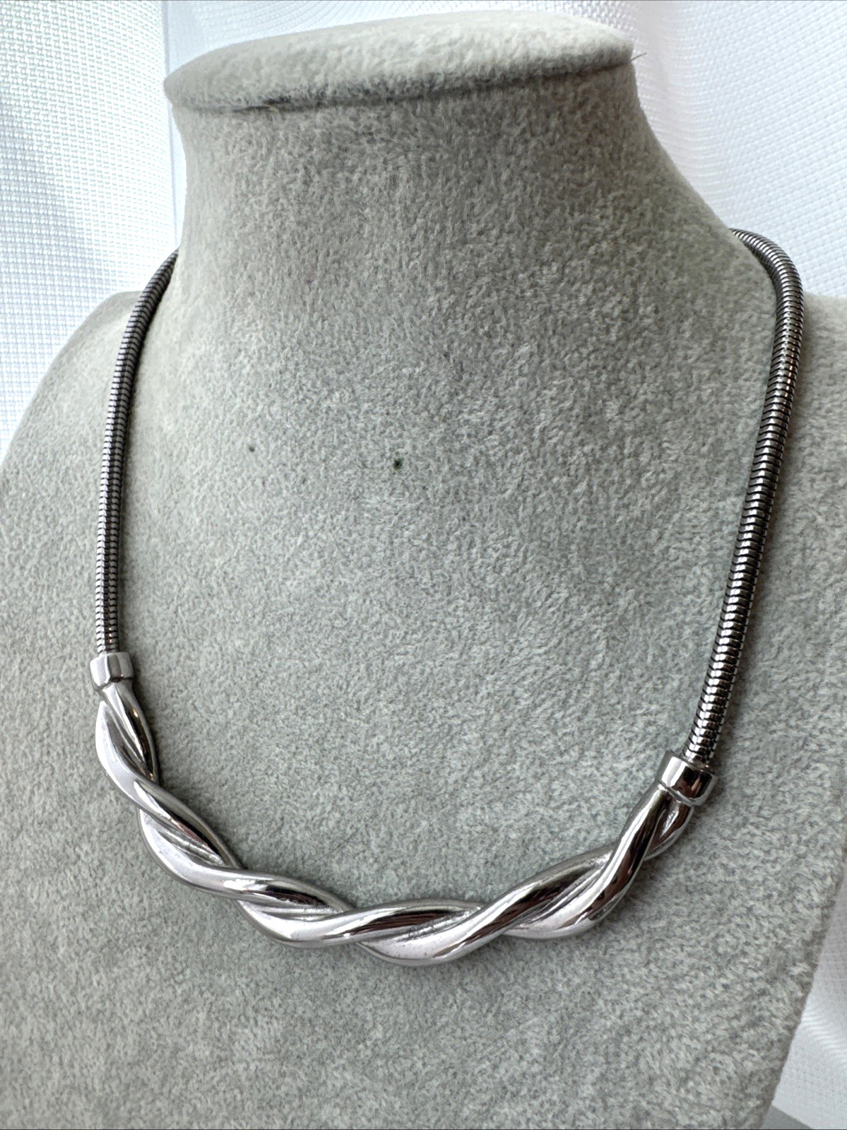 Sculptural Artisan Brutalist modernist Twist Choker Collar Statement Necklace
