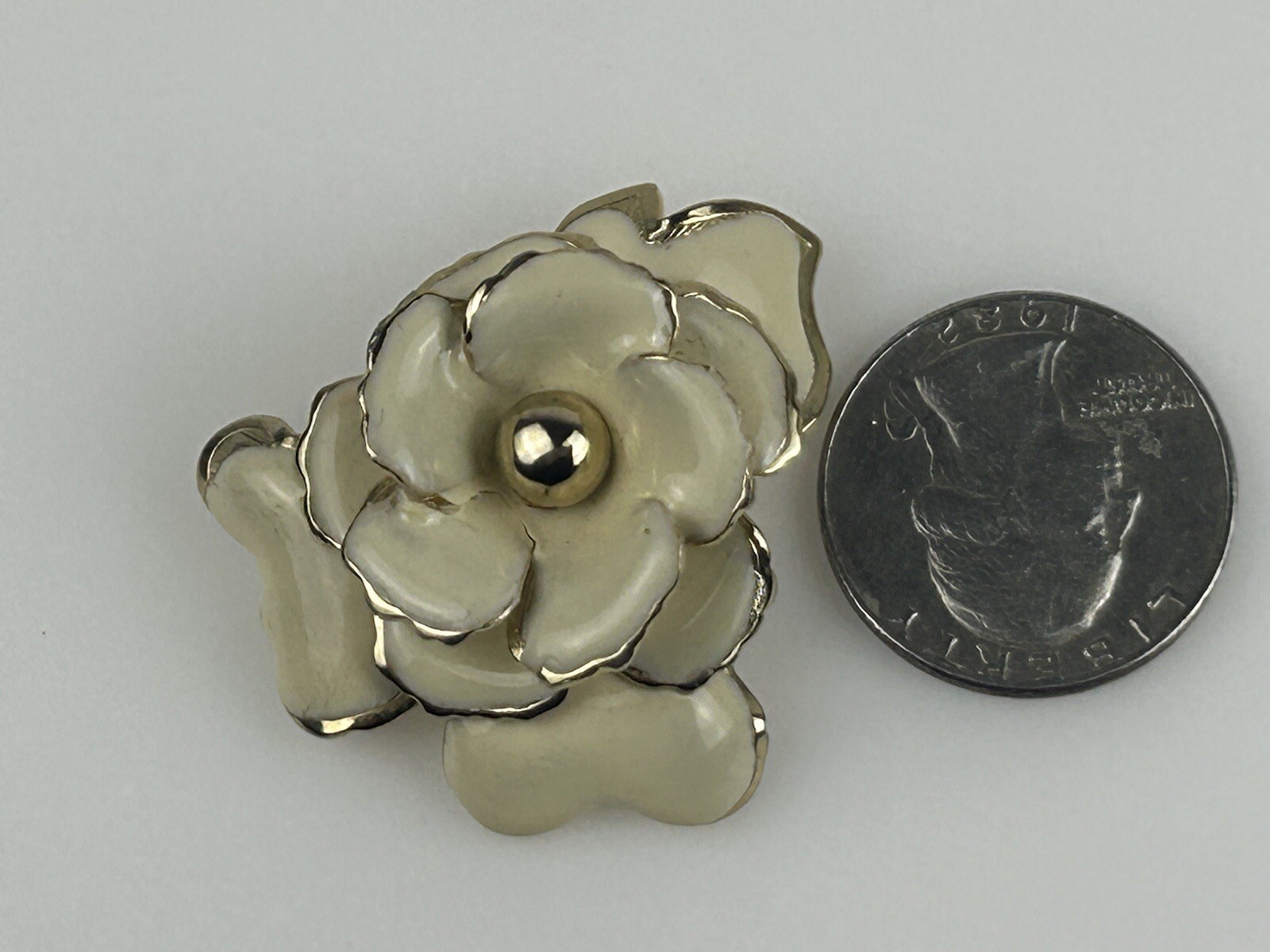 Vintage Ivory & Gold Tone Layered Enamel Flower 3D Brooch Costume Jewelry