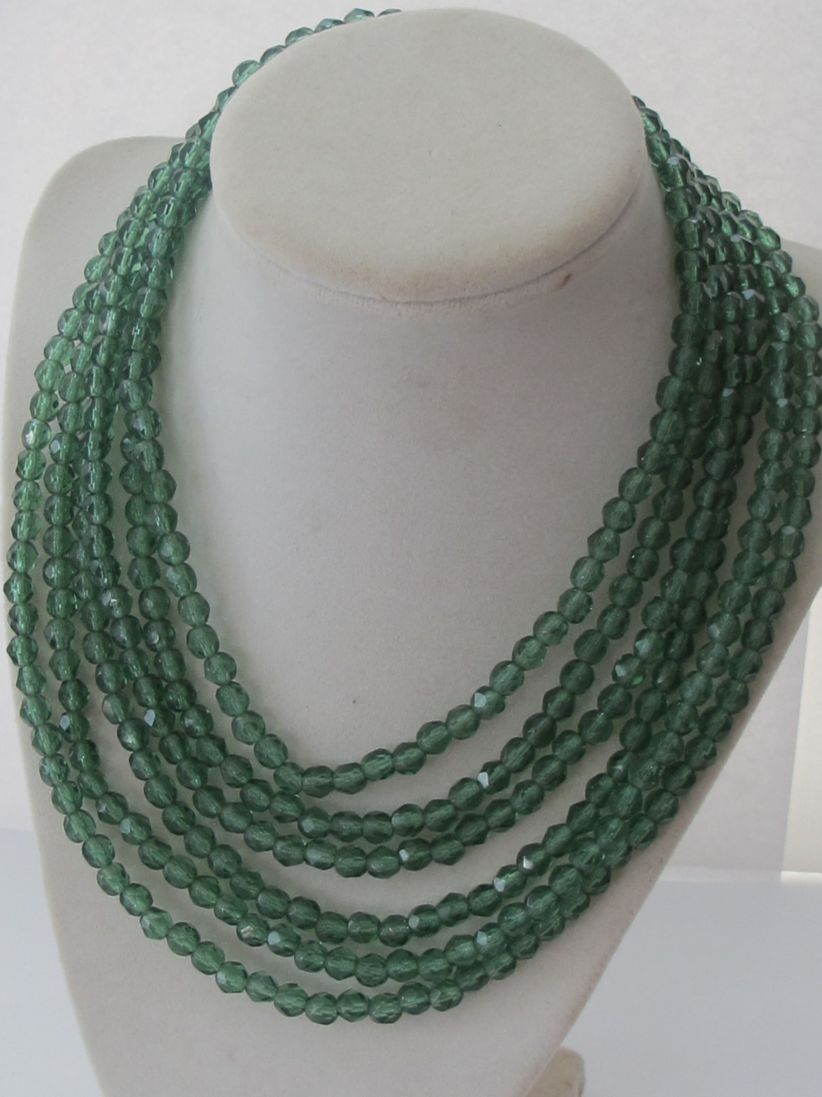 Faceted Green Glass Multi-strand Choker Collar necklace & Rhinestone Clasp C6